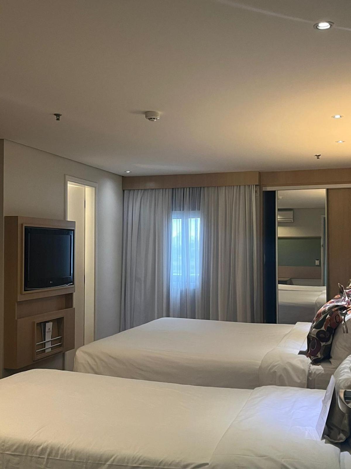 Mercure Sao Paulo Nacoes Unidas Ngoại thất bức ảnh